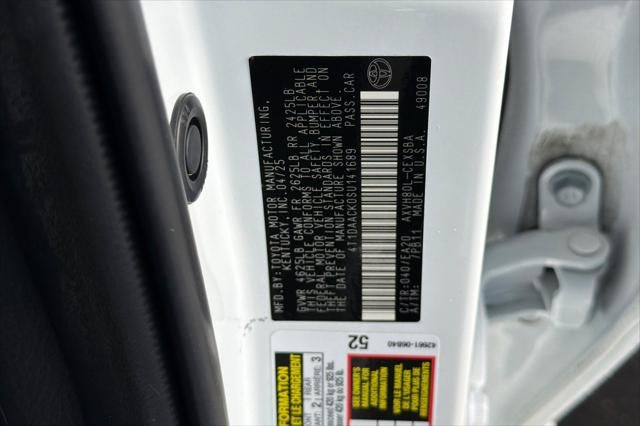 2025 Toyota Camry SE