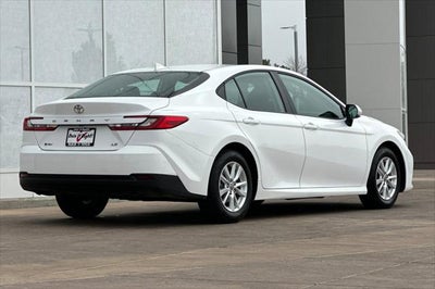 2025 Toyota Camry LE