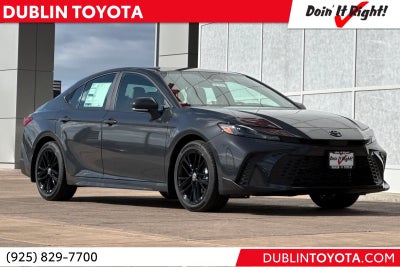 2025 Toyota Camry SE