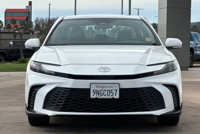 2025 Toyota Camry SE
