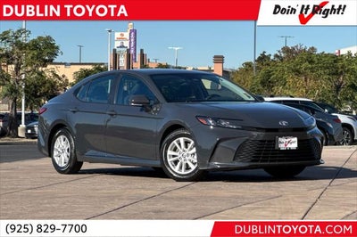2025 Toyota Camry LE