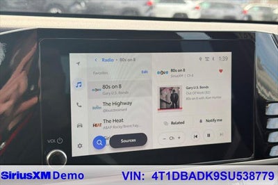 2025 Toyota Camry SE