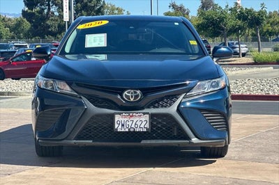 2020 Toyota Camry SE