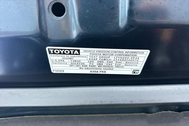 2020 Toyota Camry SE