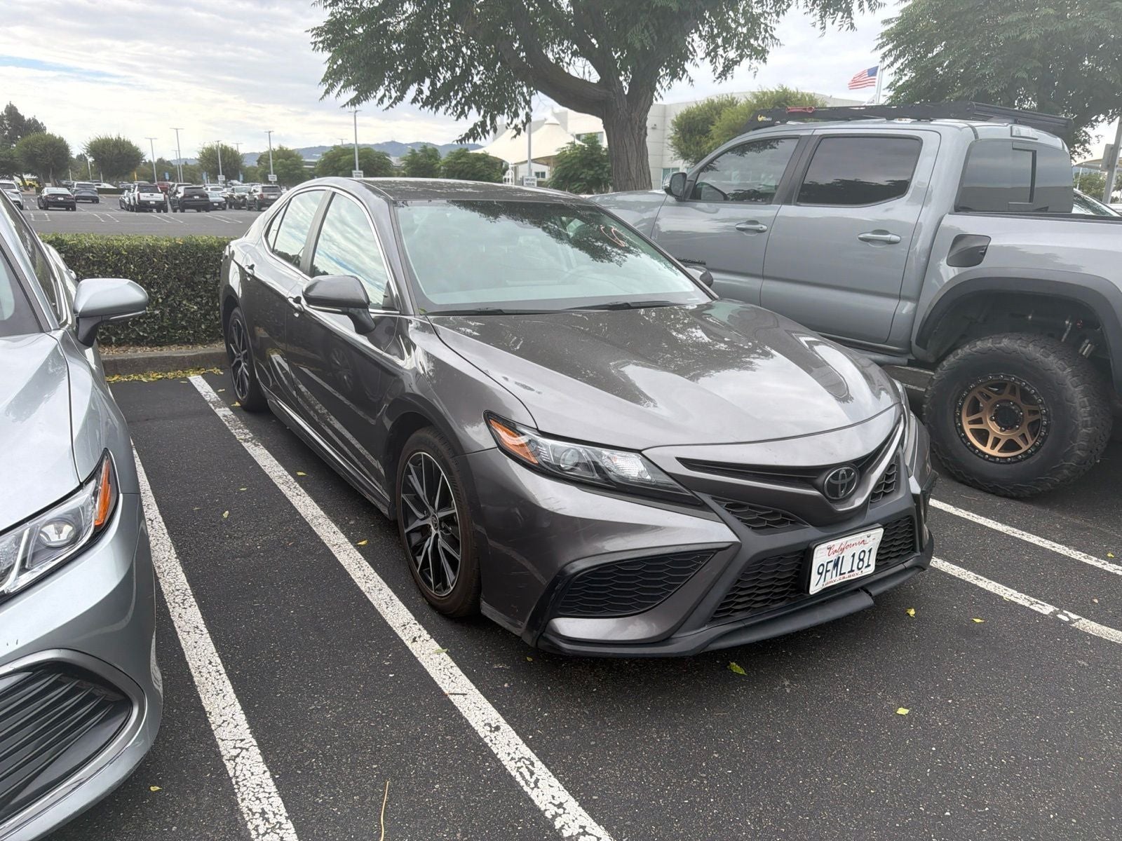 2023 Toyota Camry SE