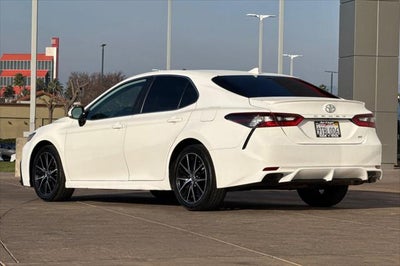 2023 Toyota Camry SE