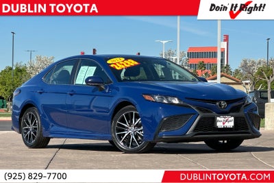 2024 Toyota Camry SE