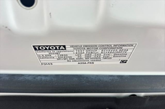 2024 Toyota Camry SE