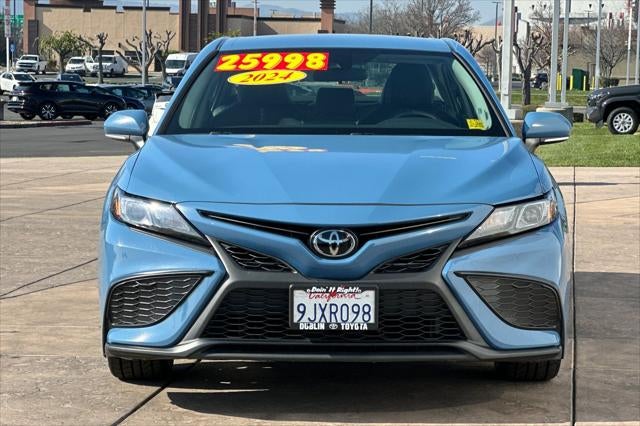 2024 Toyota Camry SE