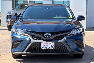 2020 Toyota Camry SE