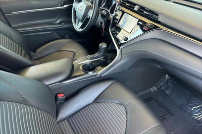 2020 Toyota Camry SE