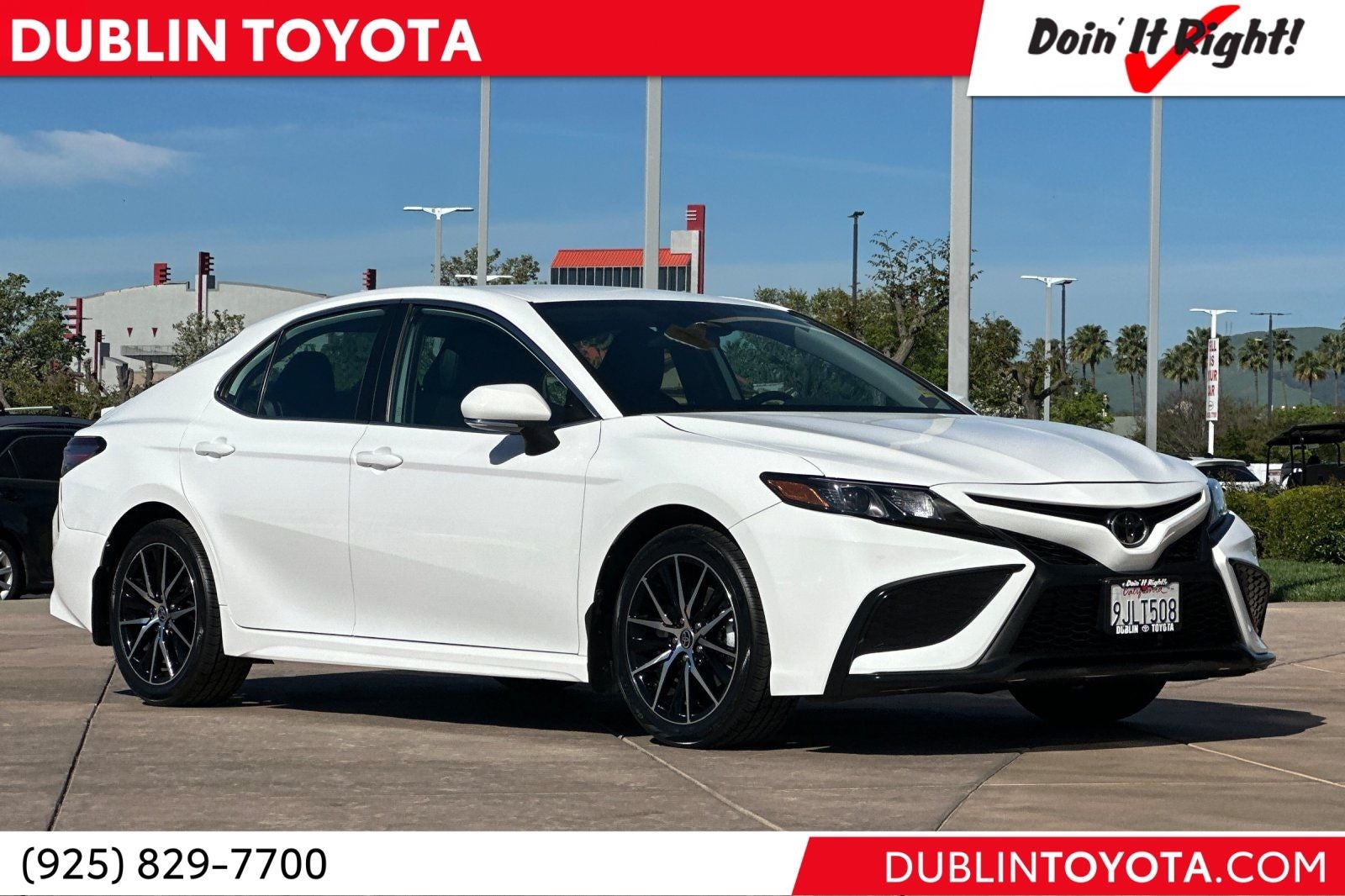 2024 Toyota Camry SE