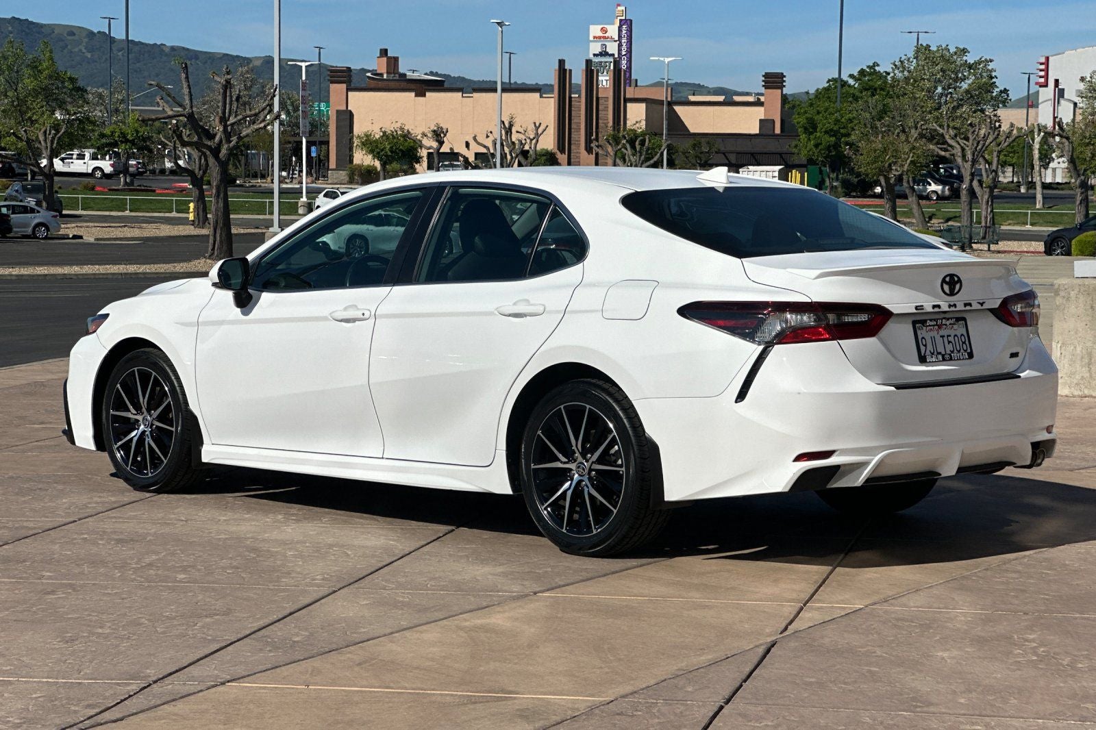 2024 Toyota Camry SE