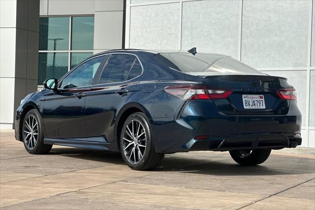 2021 Toyota Camry SE