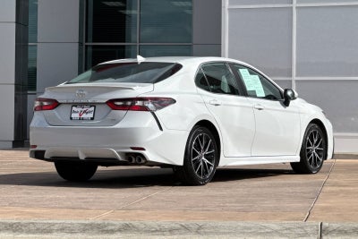 2024 Toyota Camry SE