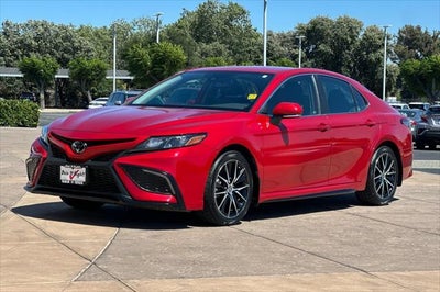 2024 Toyota Camry SE
