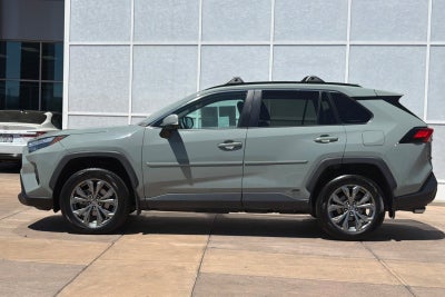 2022 Toyota RAV4 Hybrid XLE Premium