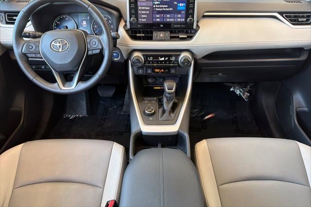 2022 Toyota RAV4 Hybrid XLE Premium