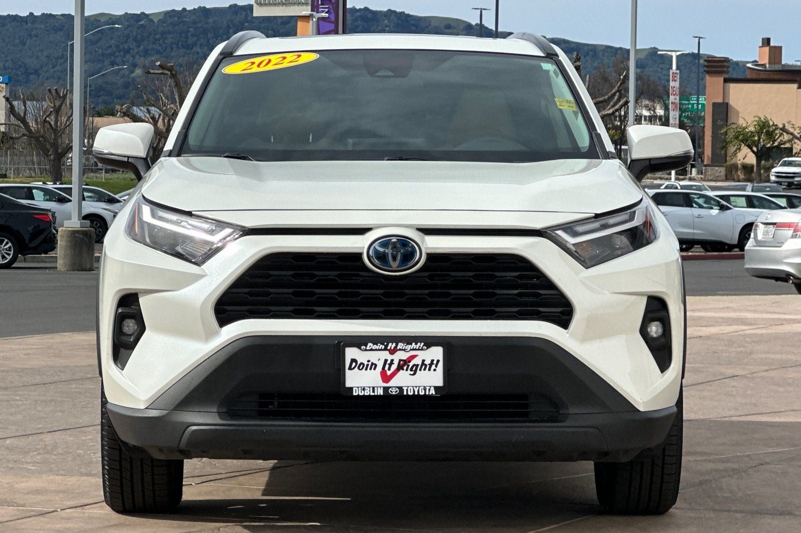2022 Toyota RAV4 Hybrid XLE Premium
