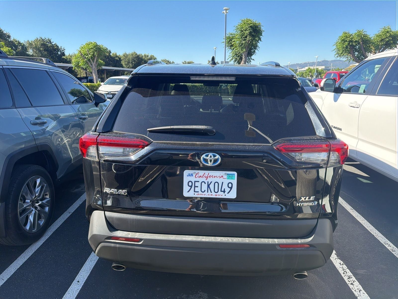 2022 Toyota RAV4 Hybrid XLE Premium