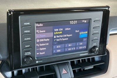 2022 Toyota RAV4 Hybrid LE