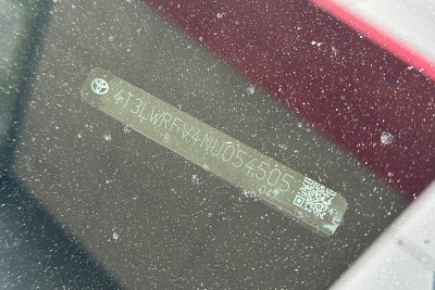 2022 Toyota RAV4 Hybrid LE