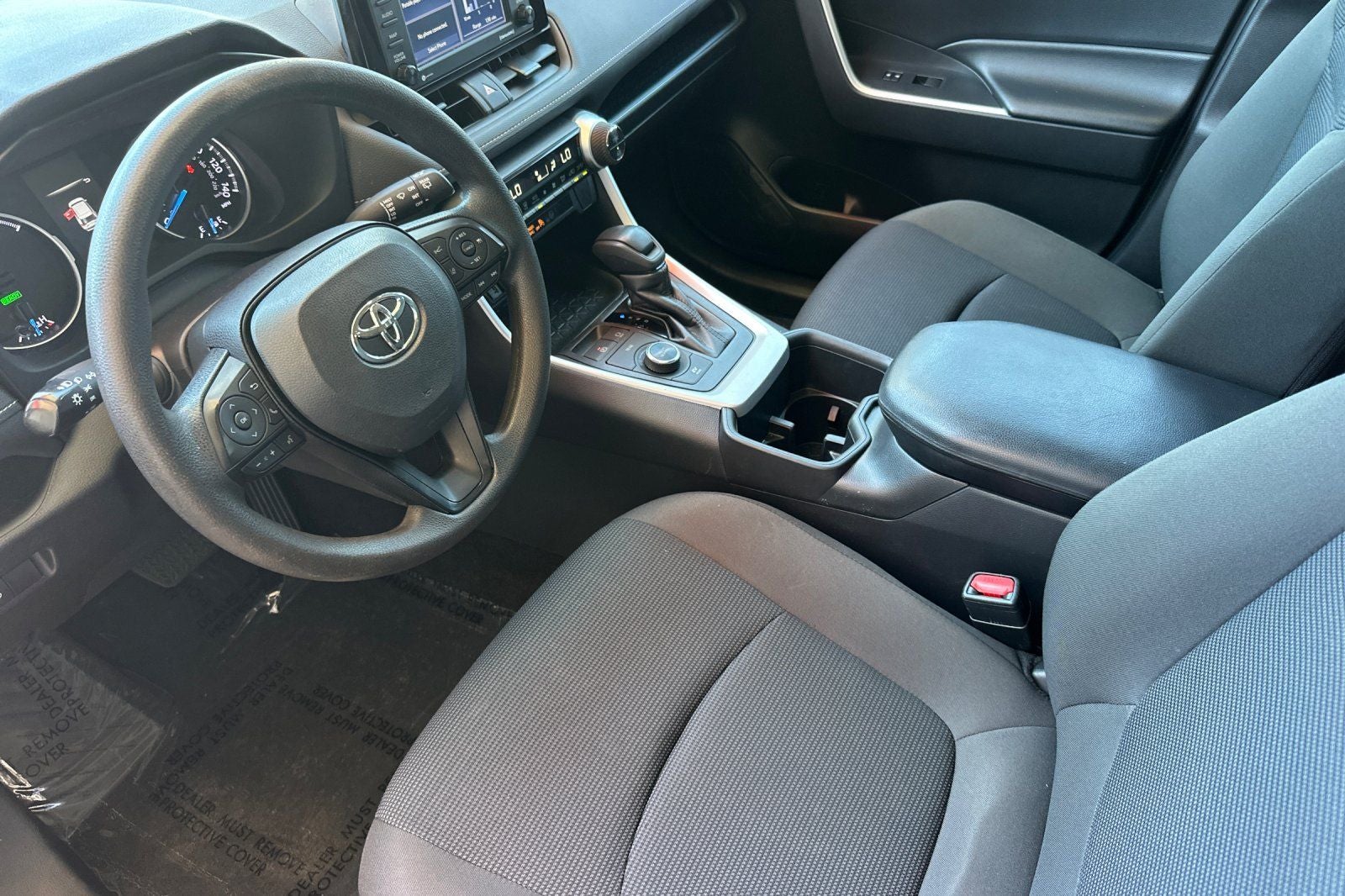 2022 Toyota RAV4 Hybrid LE