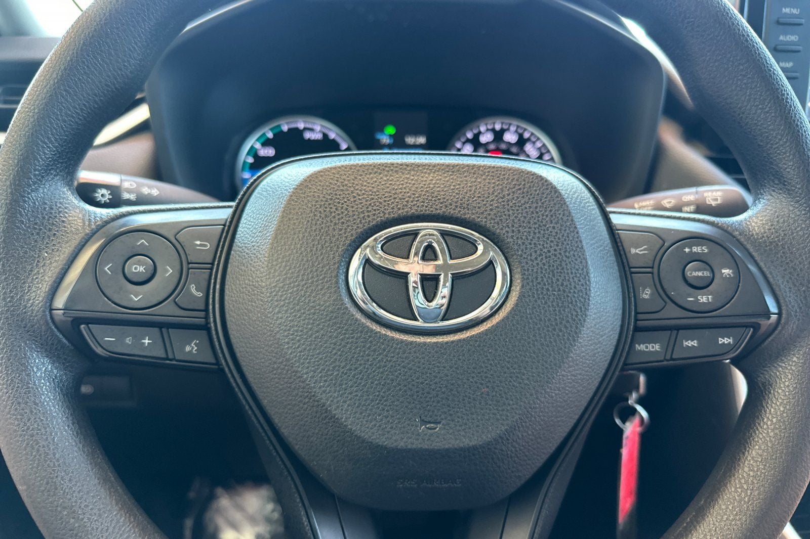 2022 Toyota RAV4 Hybrid LE