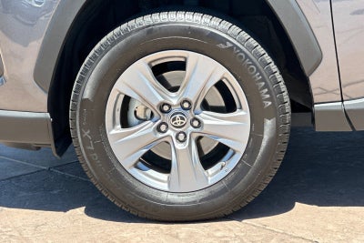 2022 Toyota RAV4 Hybrid LE
