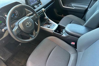 2022 Toyota RAV4 Hybrid LE