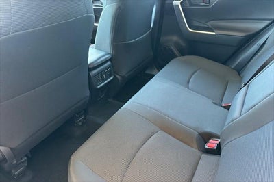 2022 Toyota RAV4 Hybrid LE