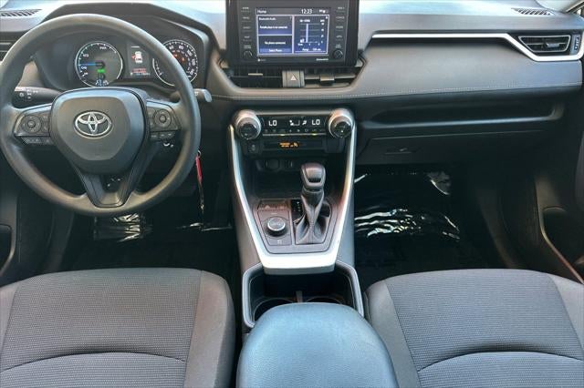 2022 Toyota RAV4 Hybrid LE