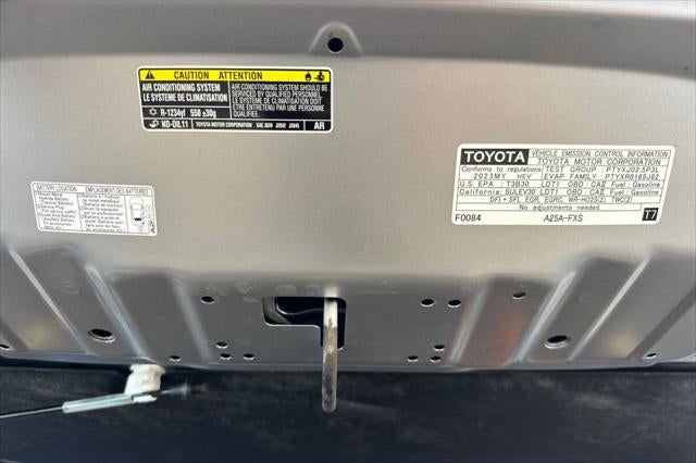 2023 Toyota RAV4 Hybrid LE