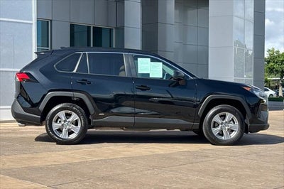 2022 Toyota RAV4 Hybrid LE