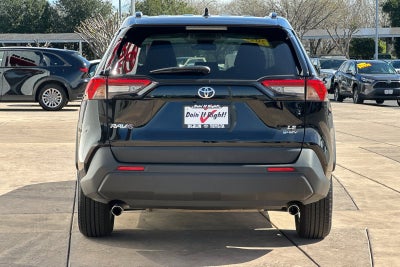 2025 Toyota RAV4 Hybrid LE