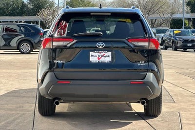 2025 Toyota RAV4 Hybrid LE