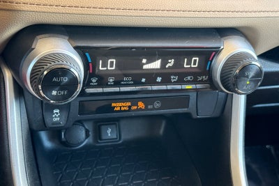 2022 Toyota RAV4 Hybrid LE