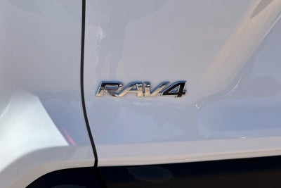 2022 Toyota RAV4 Hybrid LE