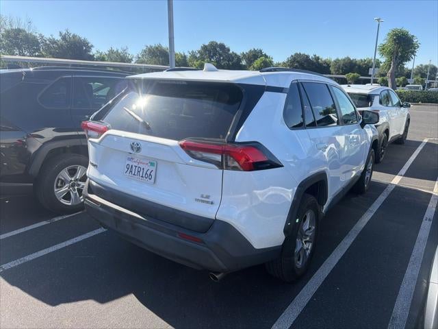2022 Toyota RAV4 Hybrid LE