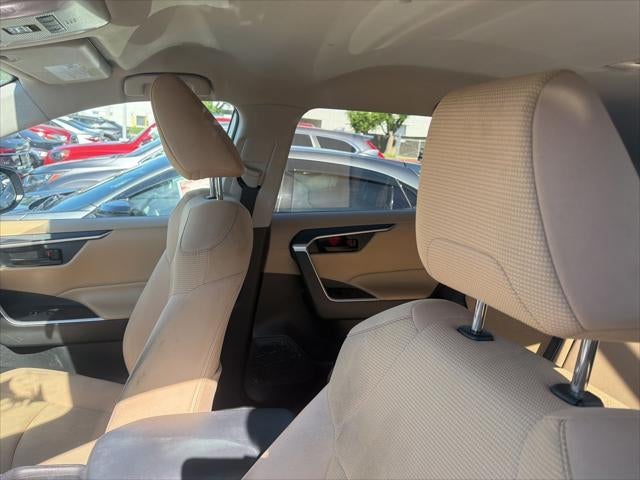 2022 Toyota RAV4 Hybrid LE