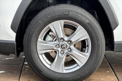 2025 Toyota RAV4 Hybrid LE