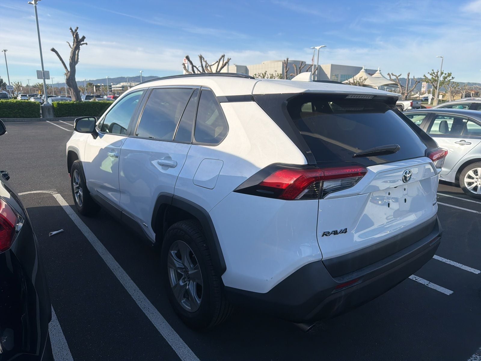 2022 Toyota RAV4 Hybrid LE