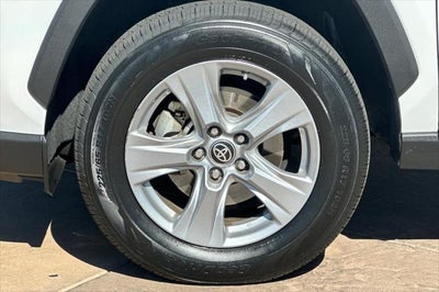 2022 Toyota RAV4 Hybrid LE