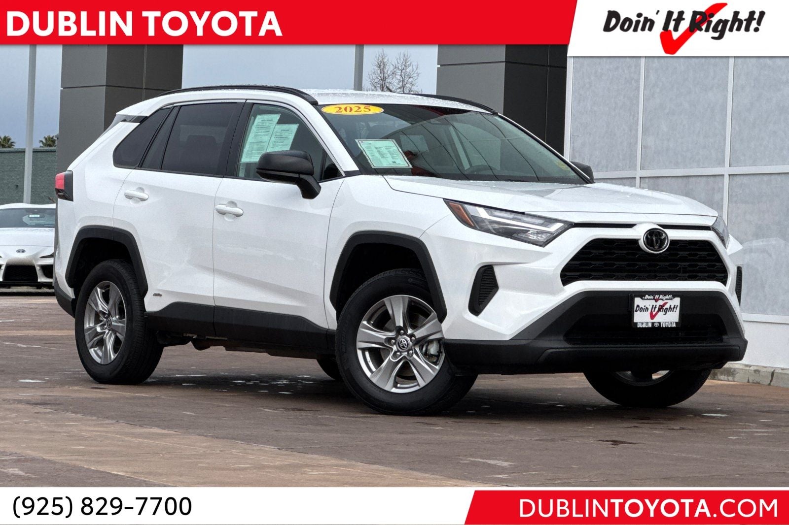 2025 Toyota RAV4 Hybrid LE