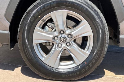 2024 Toyota RAV4 Hybrid LE