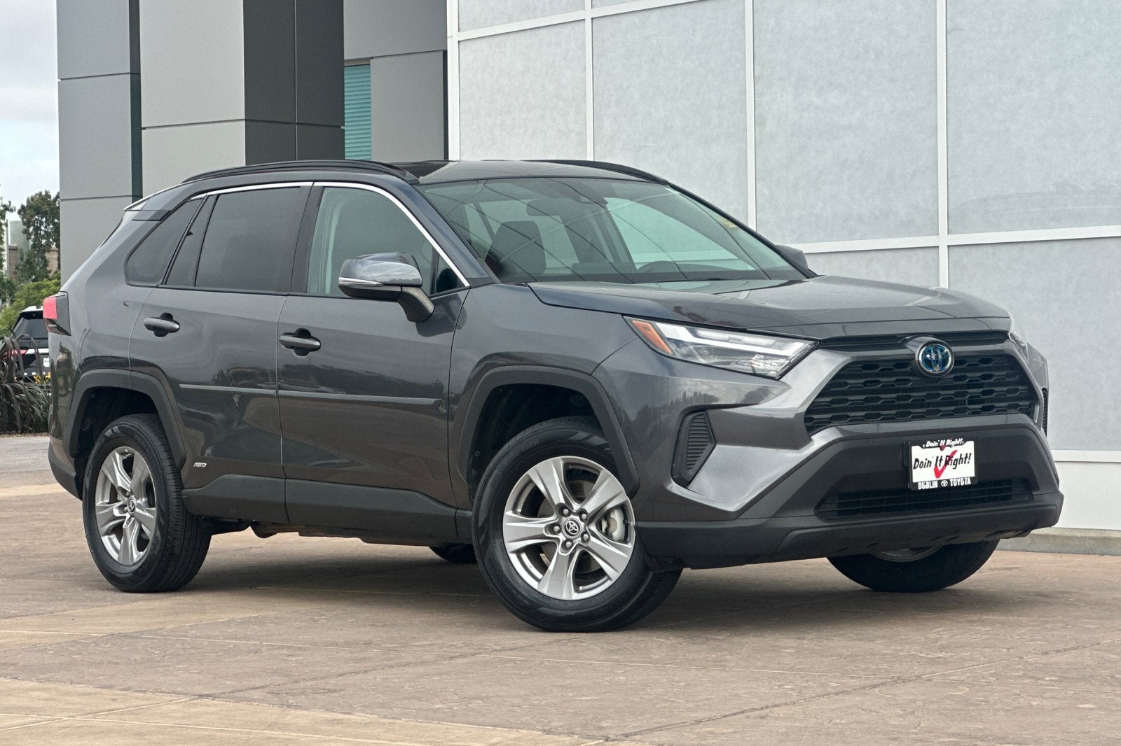 2023 Toyota RAV4 Hybrid LE