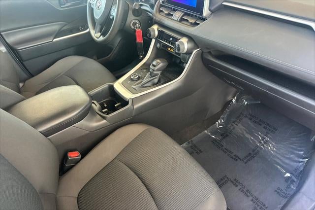 2023 Toyota RAV4 Hybrid LE