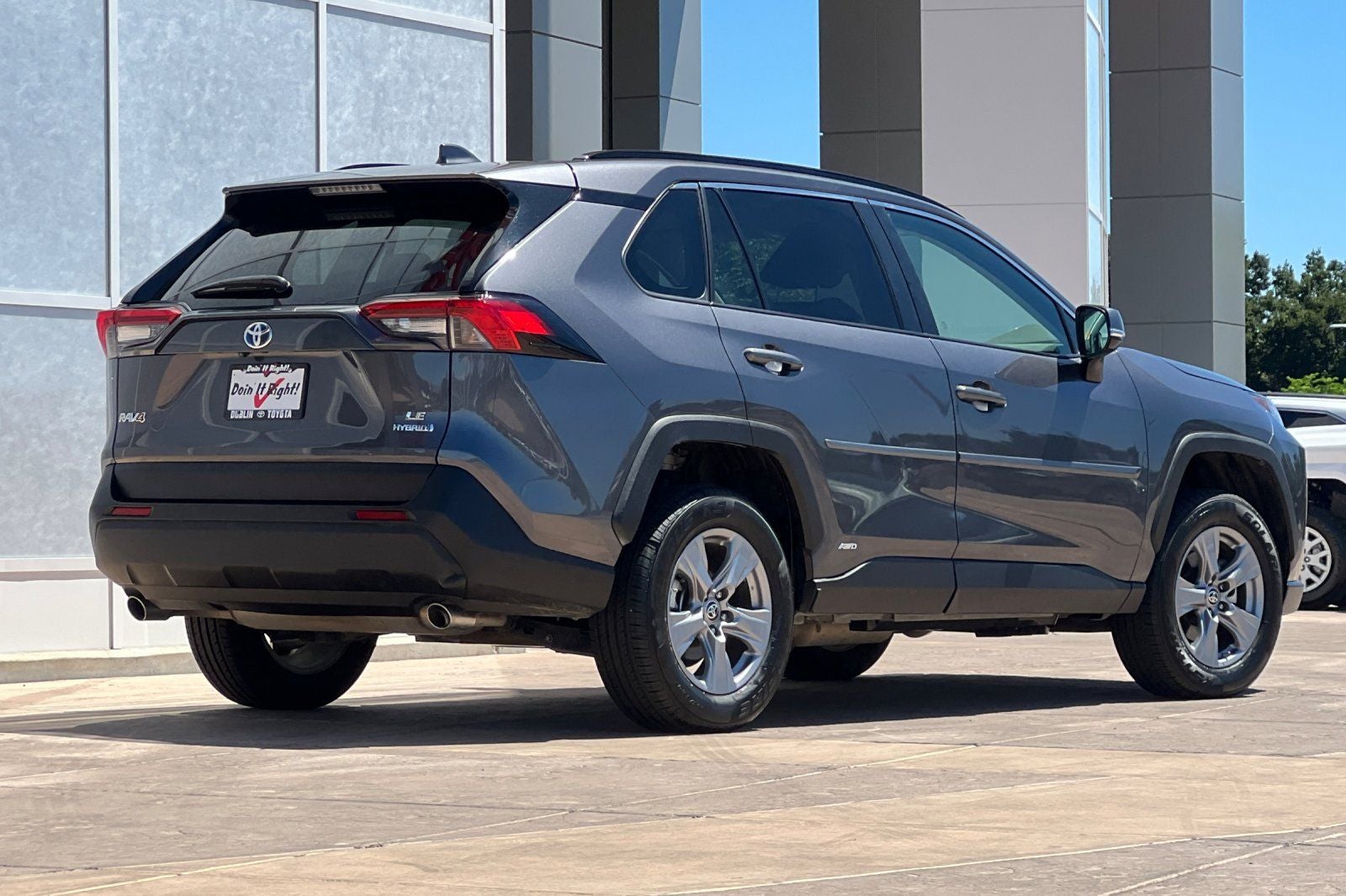 2024 Toyota RAV4 Hybrid LE