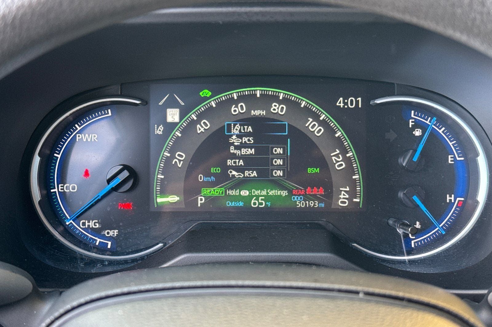 2025 Toyota RAV4 Hybrid LE