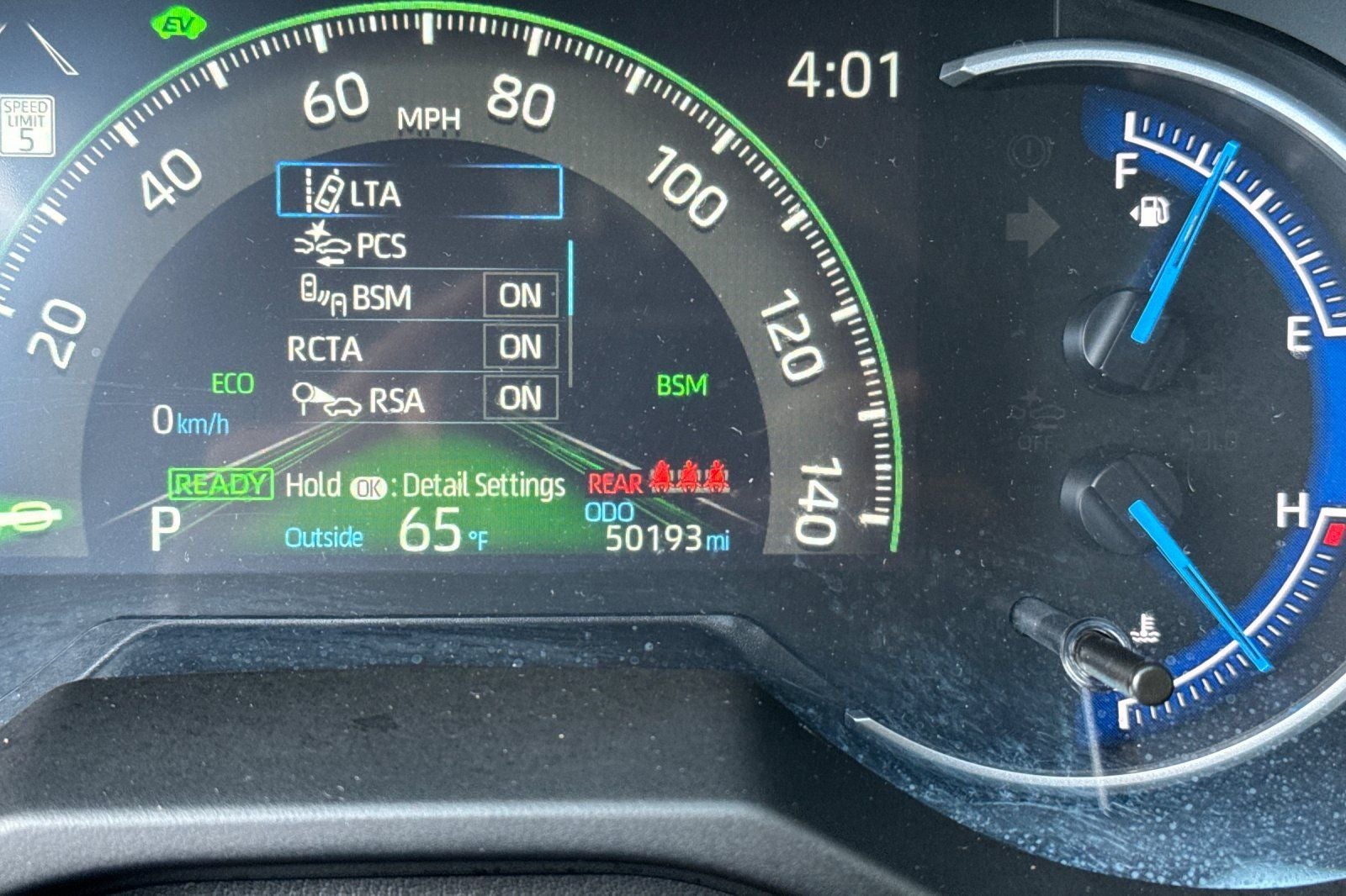 2025 Toyota RAV4 Hybrid LE